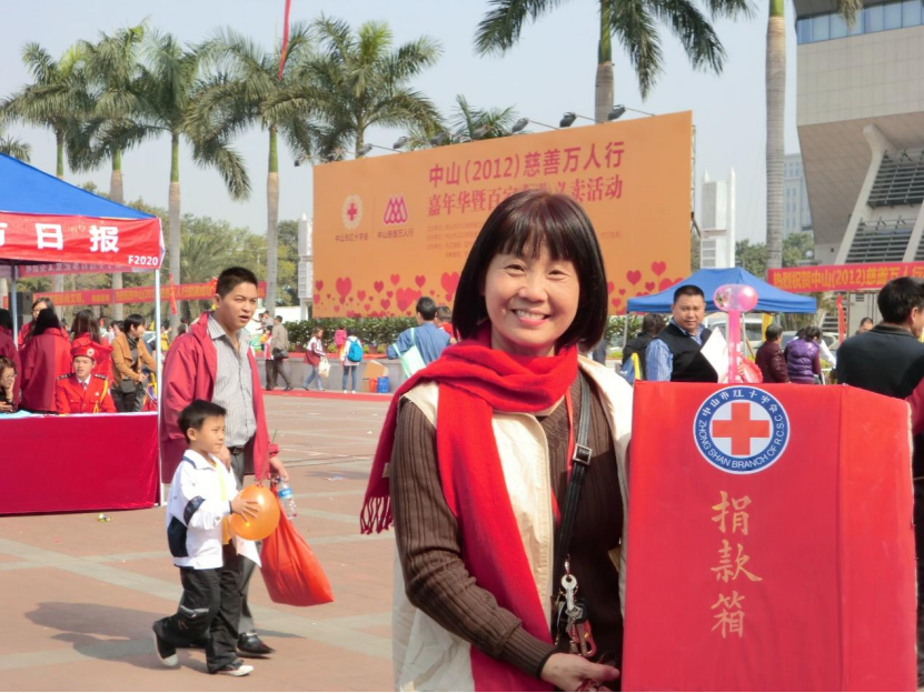 红会志愿者系列：杨霞12.12（ping）1168.png
